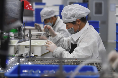 鏡中看世界 丹陽，全球最大鏡片產(chǎn)地的崛起與廣告業(yè)務新機遇